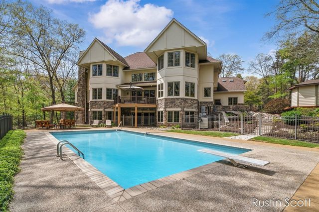 4410 Mystic Ridge Court, Grand Rapids, MI 49525