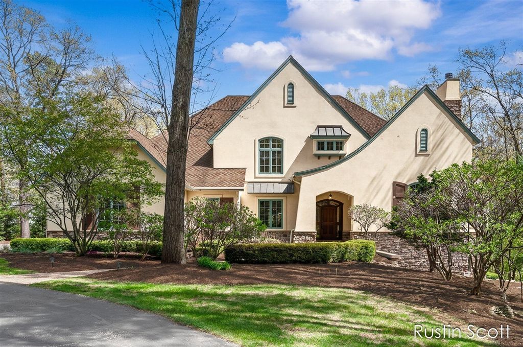 4410 Mystic Ridge Court, Grand Rapids, MI 49525
