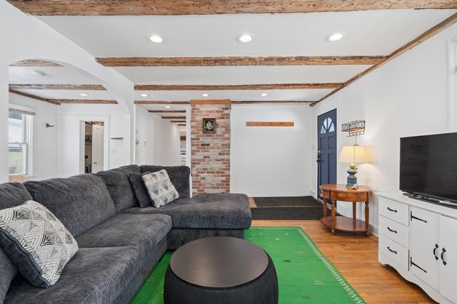 7471 US Route 4, Bridgewater, VT 05034