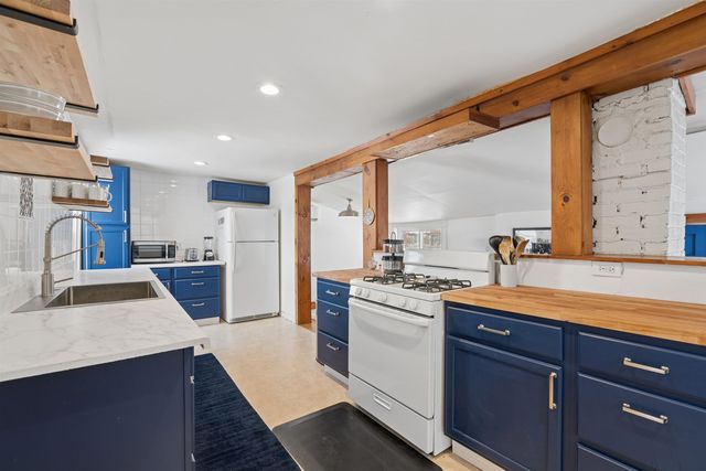 7471 US Route 4, Bridgewater, VT 05034