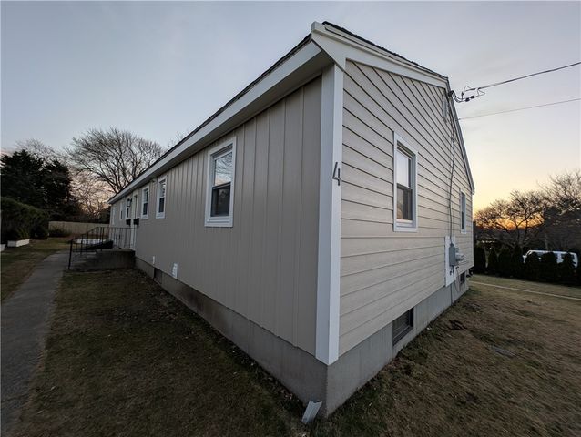 4 Almy Court 1, Newport, RI 02840