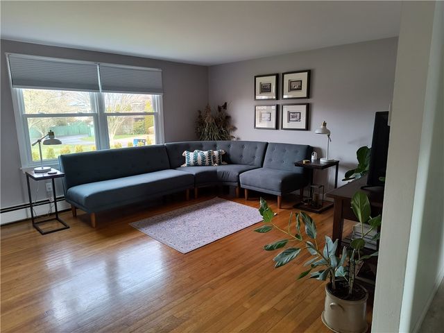 4 Almy Court 1, Newport, RI 02840