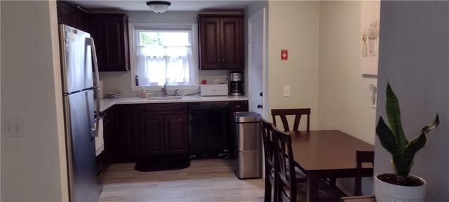 4 Almy Court 1, Newport, RI 02840