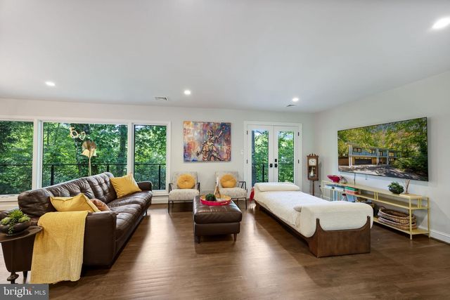 6316 BEACHWAY DR, Falls Church, VA 22044