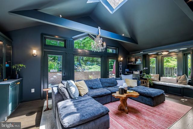 6316 BEACHWAY DR, Falls Church, VA 22044