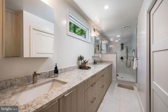 6316 BEACHWAY DR, Falls Church, VA 22044
