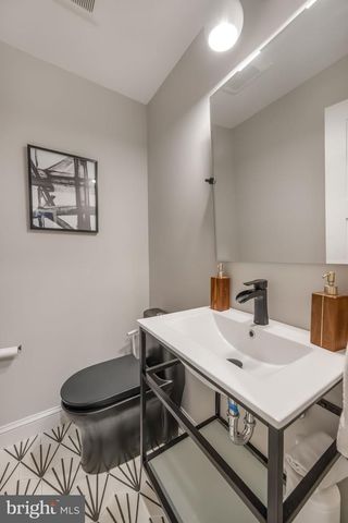 6316 BEACHWAY DR, Falls Church, VA 22044