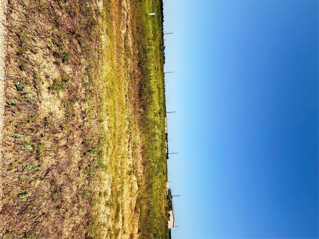 785 Road 591507, Cleveland, TX 77327