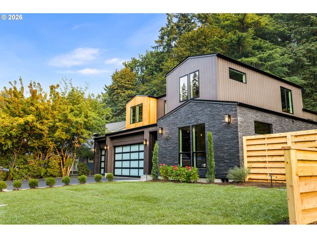 1160 OAK Ter, Lake Oswego, OR 97034