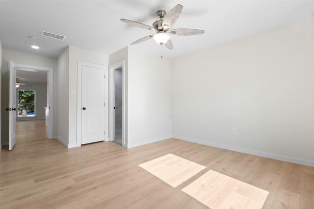 1610 SW 3rd Street, Grand Prairie, TX 75051