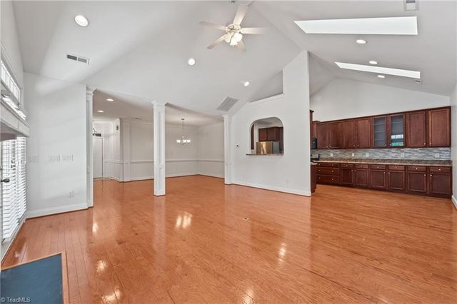 2710 Kingsbury Court, Burlington, NC 27215