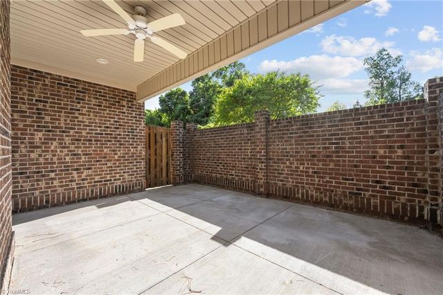 2710 Kingsbury Court, Burlington, NC 27215