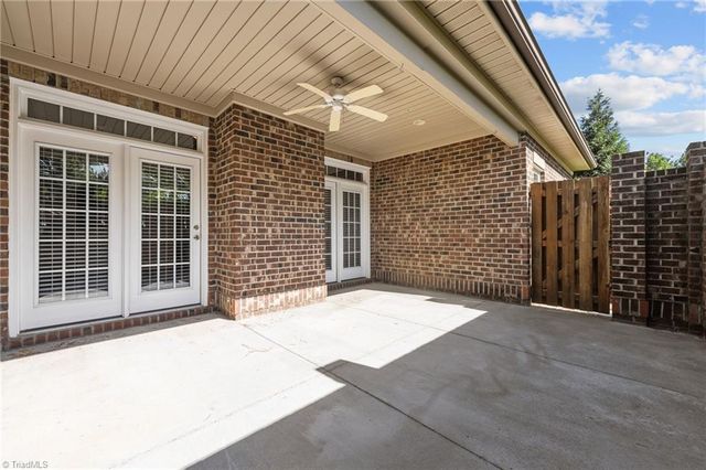 2710 Kingsbury Court, Burlington, NC 27215