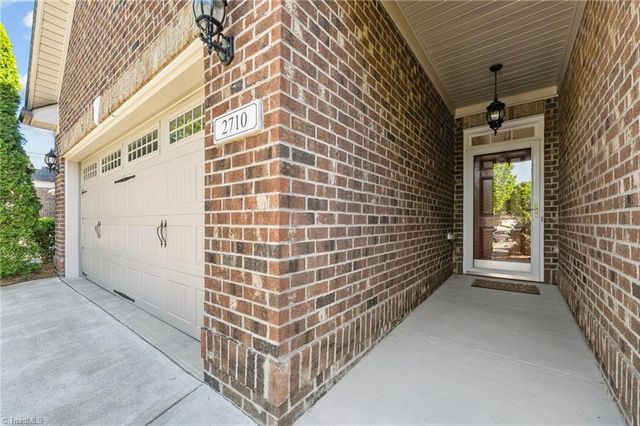 2710 Kingsbury Court, Burlington, NC 27215