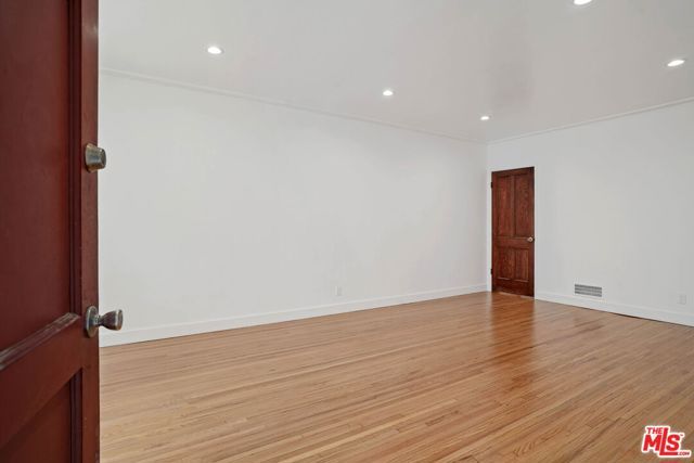 644 S Dunsmuir Avenue, Los Angeles, CA 90036