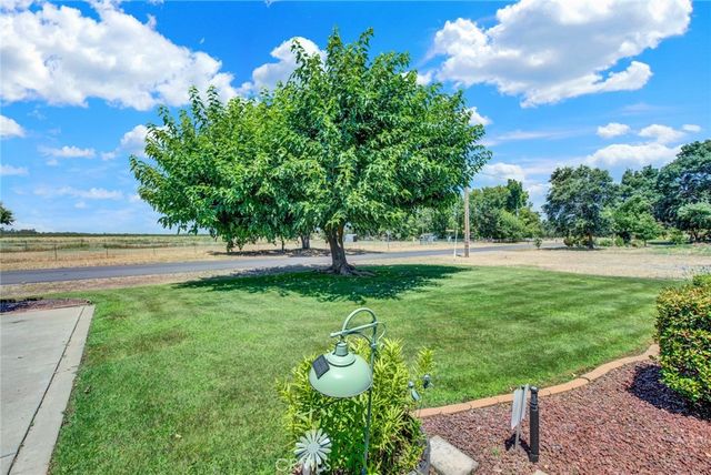 1880 INGHRAM, Corning, CA 96021