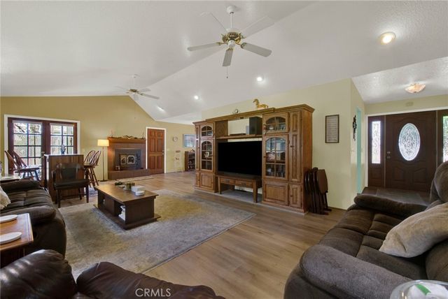 1880 INGHRAM, Corning, CA 96021