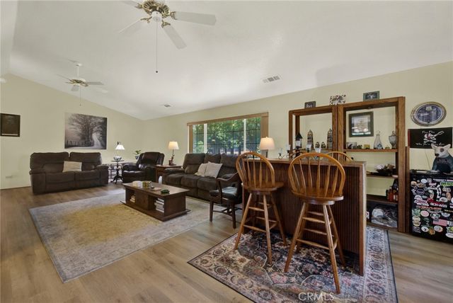 1880 INGHRAM, Corning, CA 96021