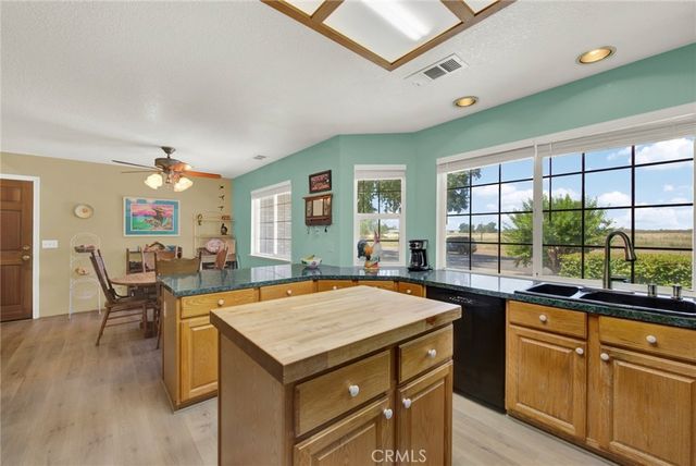 1880 INGHRAM, Corning, CA 96021