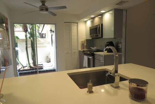 7875 La Mirada Drive, Boca Raton, FL 33433