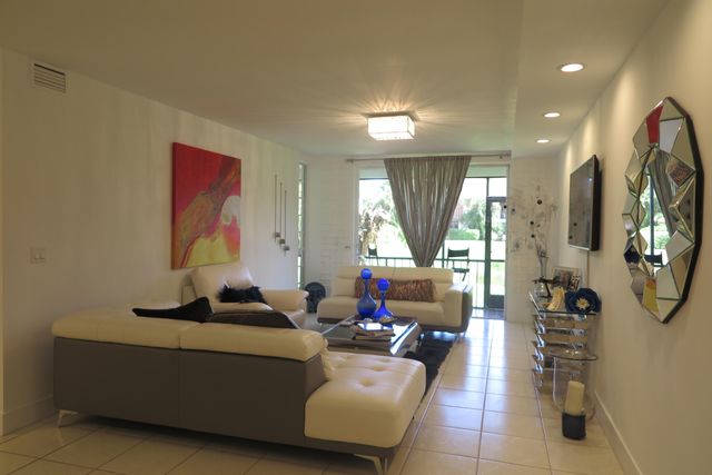 7875 La Mirada Drive, Boca Raton, FL 33433