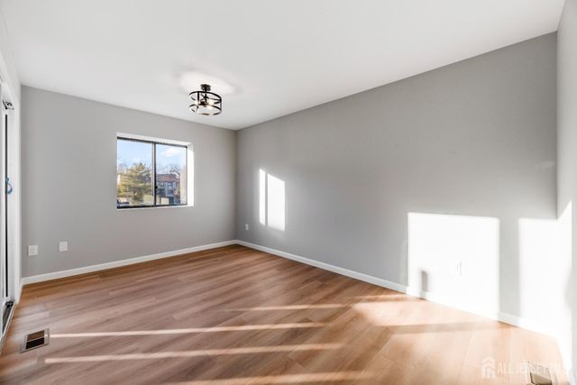 40 Emerald Lane, Old Bridge, NJ 08857