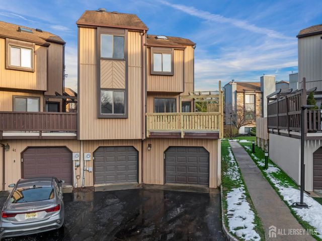 40 Emerald Lane, Old Bridge, NJ 08857