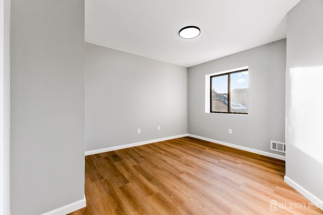 40 Emerald Lane, Old Bridge, NJ 08857