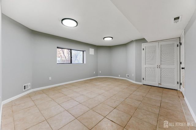 40 Emerald Lane, Old Bridge, NJ 08857