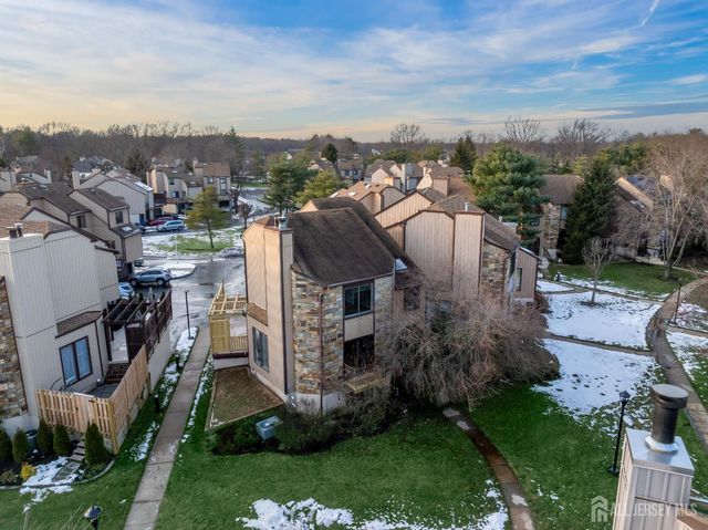 40 Emerald Lane, Old Bridge, NJ 08857