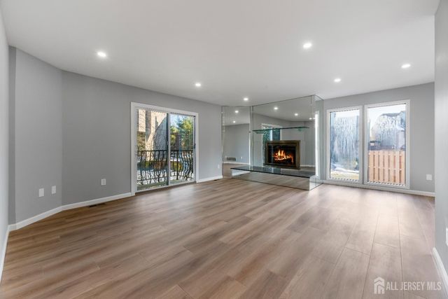 40 Emerald Lane, Old Bridge, NJ 08857