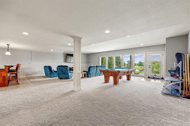 11775 NW 81st Street, Parkville, MO 64152