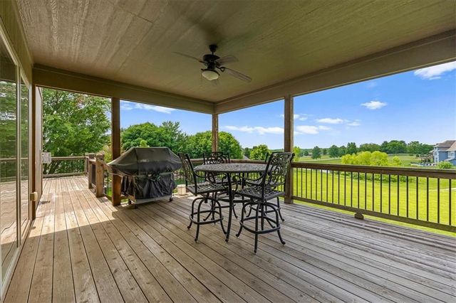 11775 NW 81st Street, Parkville, MO 64152