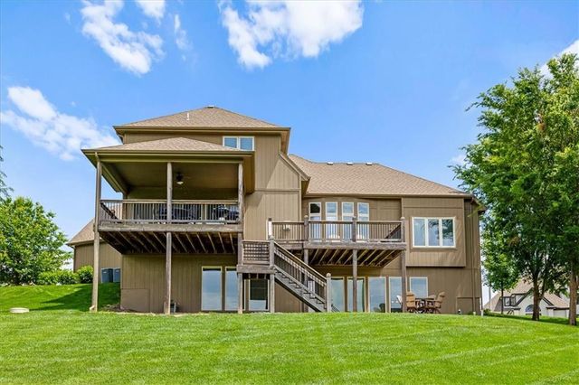 11775 NW 81st Street, Parkville, MO 64152