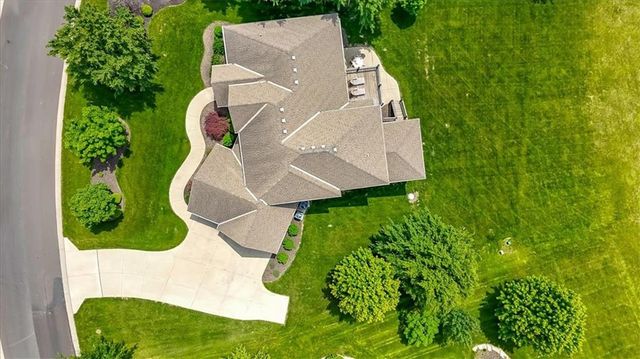 11775 NW 81st Street, Parkville, MO 64152