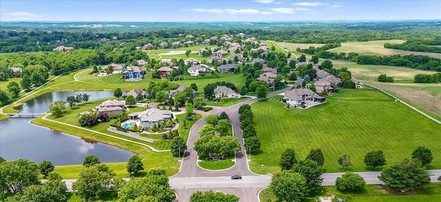 11775 NW 81st Street, Parkville, MO 64152