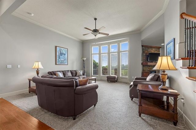11775 NW 81st Street, Parkville, MO 64152