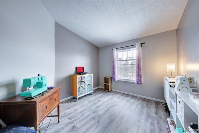 49966 Plymouth Way, Plymouth, MI 48170