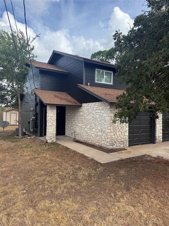 156 Mauna Kea LN A, Bastrop, TX 78602