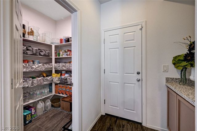 8164 Golden Cholla Avenue, Las Vegas, NV 89179