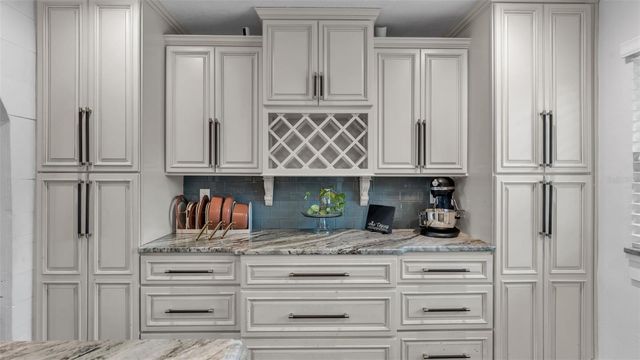 4623 KINGS POINT COURT, Lakeland, FL 33813