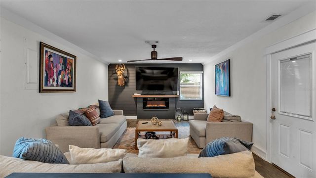 4623 KINGS POINT COURT, Lakeland, FL 33813