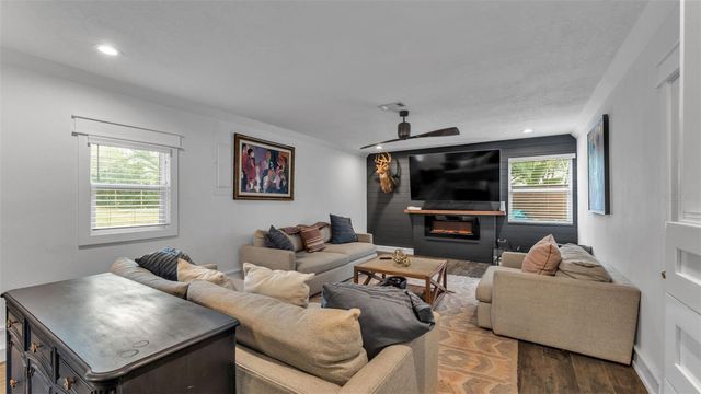 4623 KINGS POINT COURT, Lakeland, FL 33813