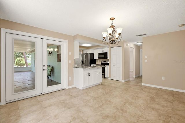 6807 36TH AVE DR W W, Bradenton, FL 34209
