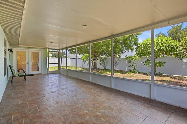 6807 36TH AVE DR W W, Bradenton, FL 34209