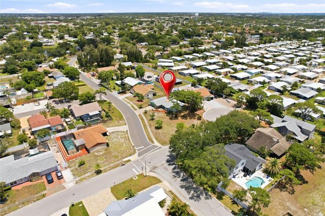 6807 36TH AVE DR W W, Bradenton, FL 34209