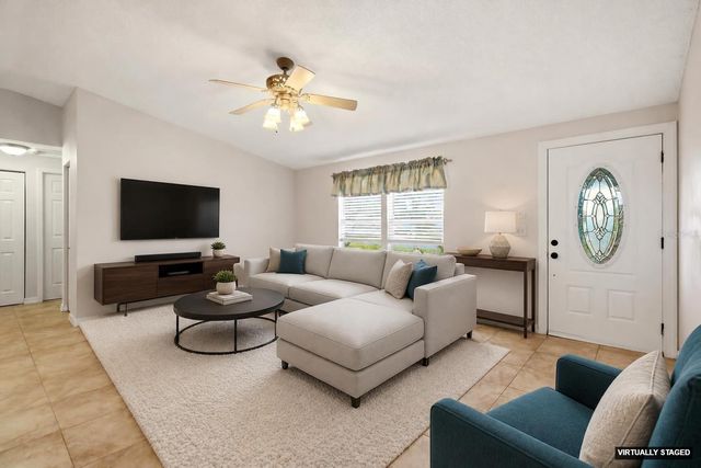 6807 36TH AVE DR W W, Bradenton, FL 34209