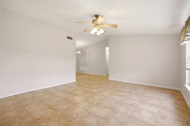 6807 36TH AVE DR W W, Bradenton, FL 34209