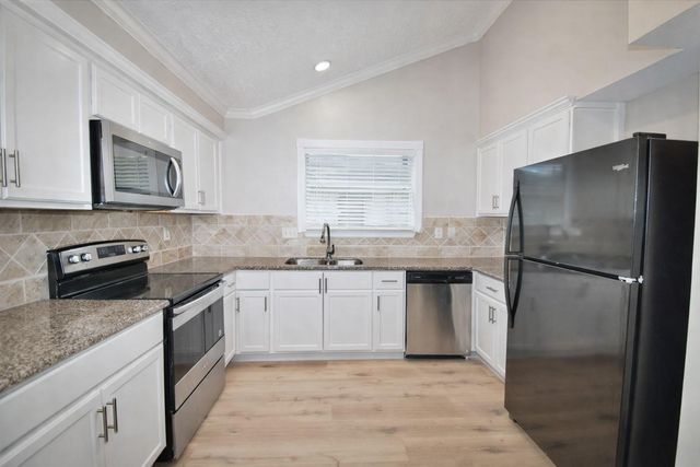 16710 Rippling Mill Drive, Sugar Land, TX 77498