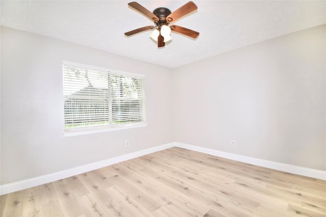 16710 Rippling Mill Drive, Sugar Land, TX 77498